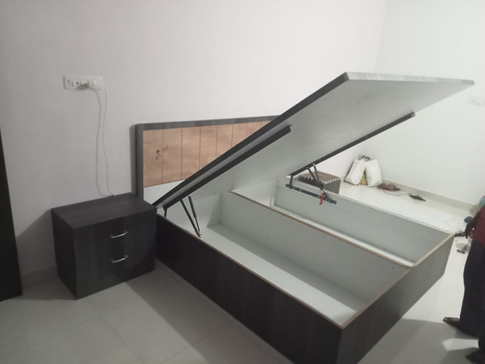 Hydrolic Bed - custom furniture project by MistriKaam in Ranip, Ahmedabad